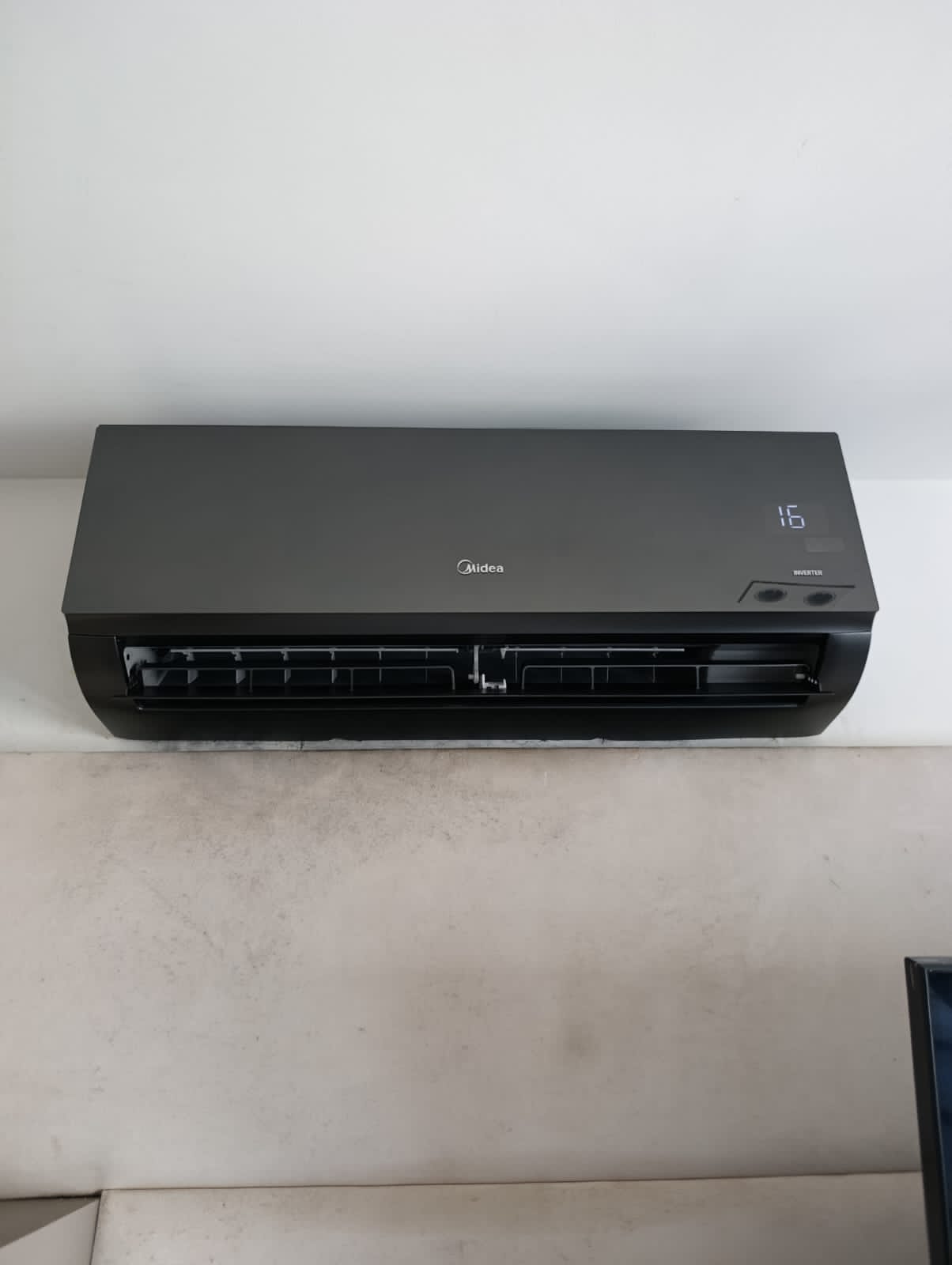 Ar condicionado preto